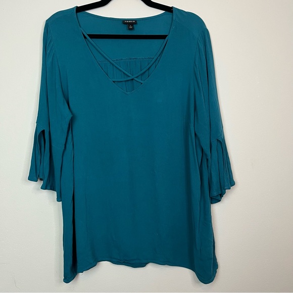 Torrid Dark Teal Criss Cross 3/4 Sleeves Blouse Size 1X Women - Picture 2 of 11